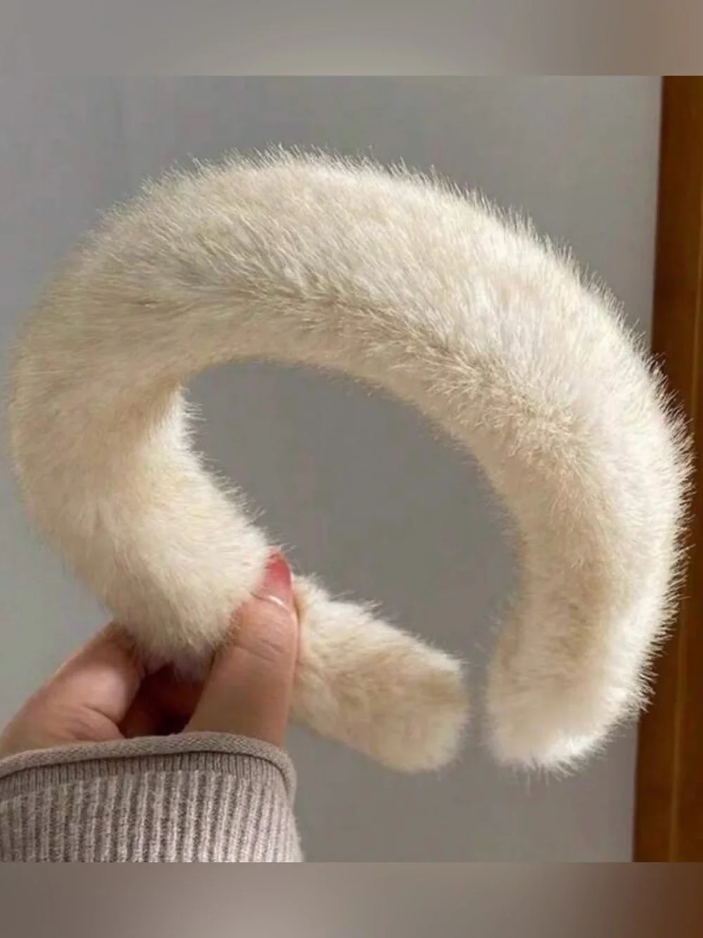 Plush Cream Faux-Fur Headband